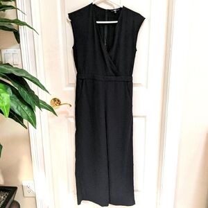 UniQlo Women's Sleeveless Blk Wrap Jumpsuit Sz XS